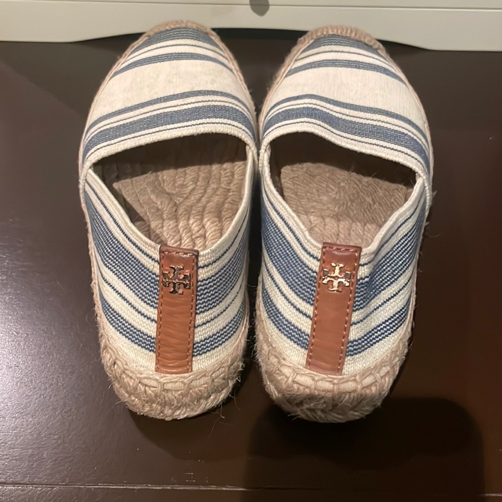 Tory Burch espadrilles, barely worn, size 6.